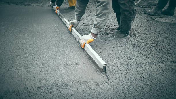 Best Affordable Concrete Contractor  in Santa Venetia, CA